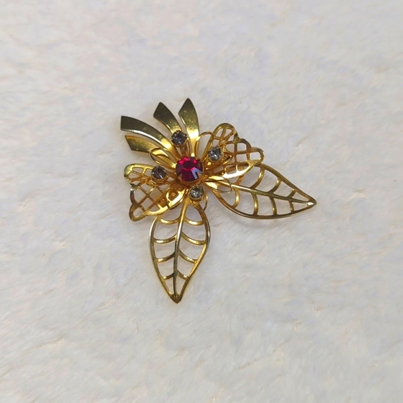 Vintage 60's Goldtone and Rhinestone Spray Brooche - Picture 5 of 8